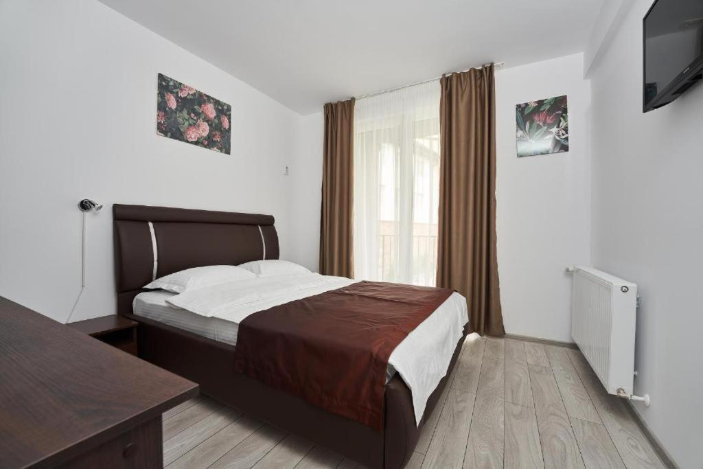 Pension Mora Cluj-Napoca Exterior photo